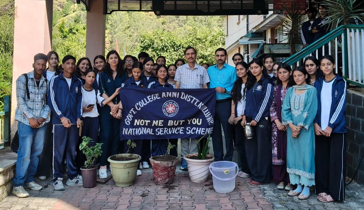 Medicinal plants planted at Ani College