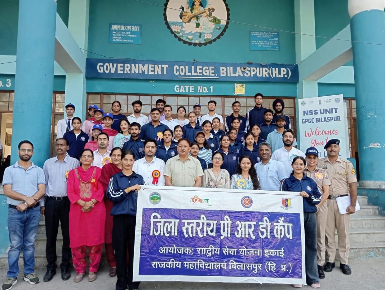 13 volunteers from the district selected for the state-level NSS Pre-RD camp.