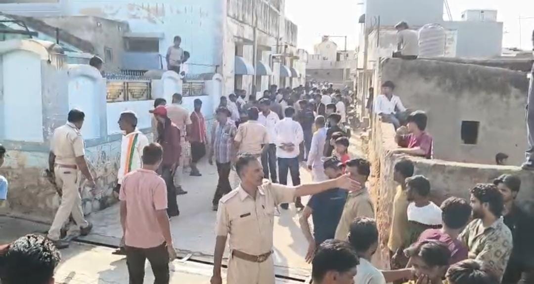 मौके पर पहुंची पुलिस