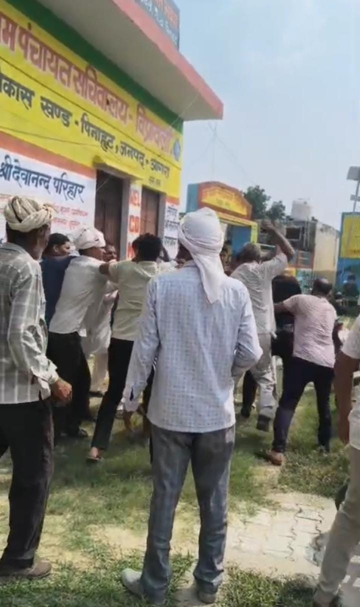 Farmers come to blows over fertilizer; video goes viral.