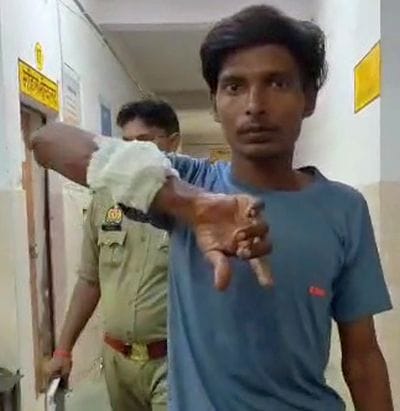 फोटो 22 एमएएचपी 17 परिचय-हाथ में गोली लगने की जानकारी देता नीरज राजपूत। संवाद