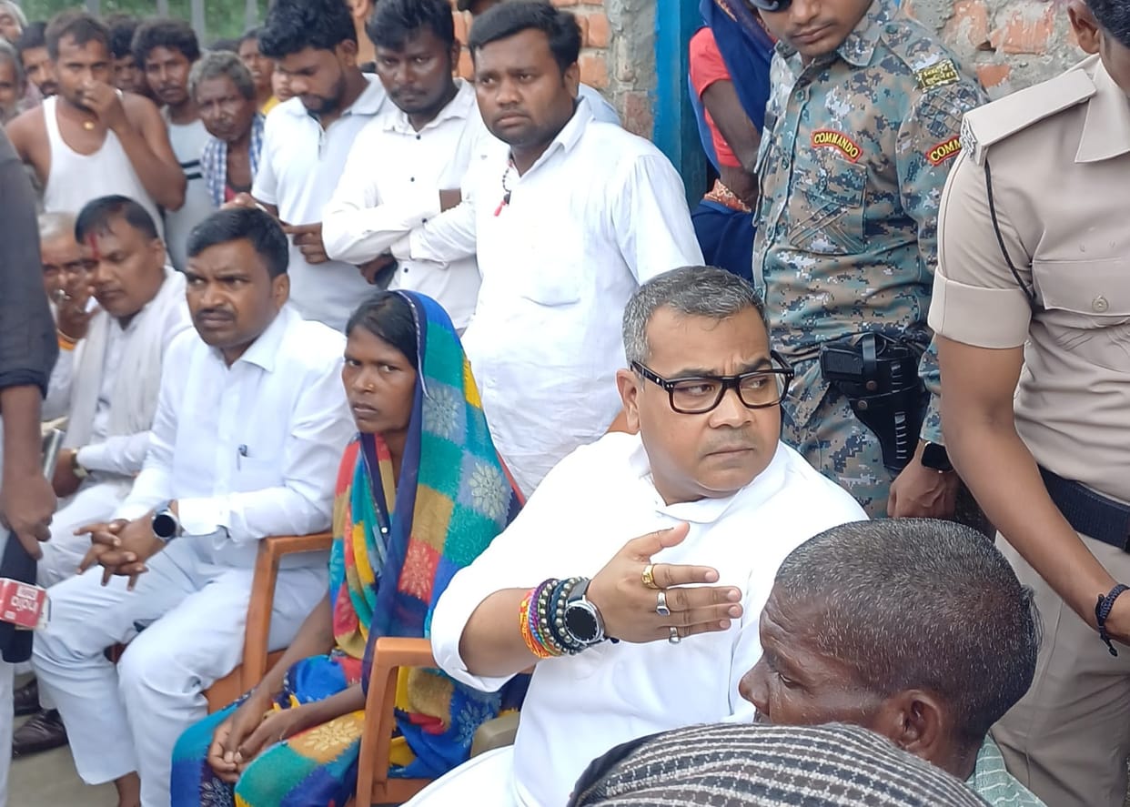 arun bharti meets victim families in khizarsarai gaya provides financial help and demands strict action today