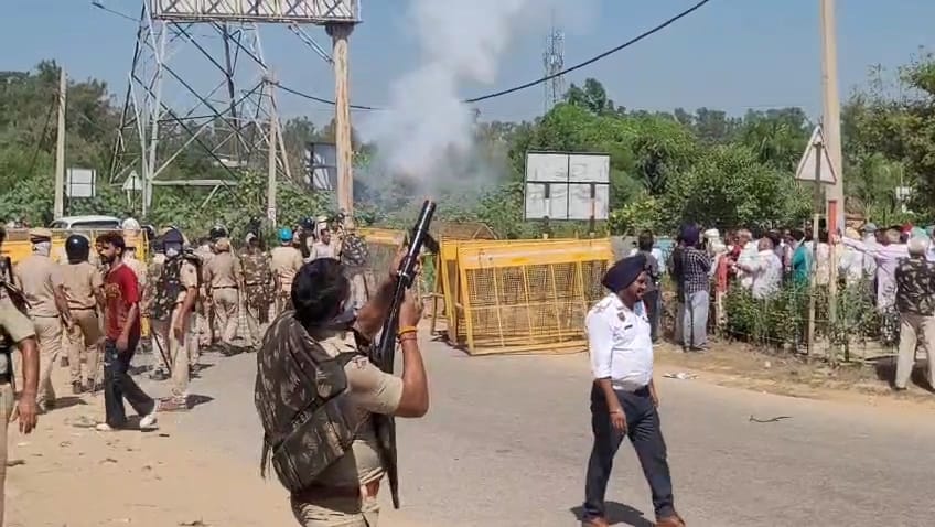 Uproar over the start of paddy procurement: Clash between farmers and security personnel; tear gas and water cannons used, and a lathi-charge carried out.