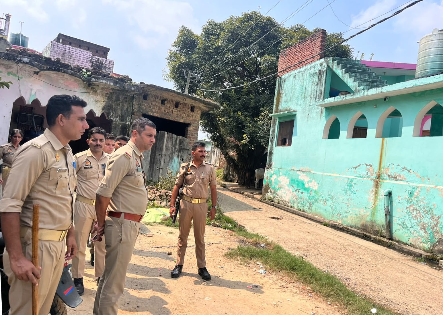 Bankhala turns into a cantonment after announcement of Hanuman Chalisa recitation in mosque