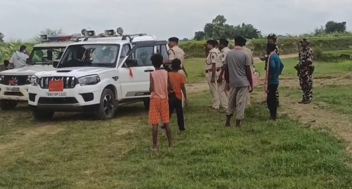 खून के नमूने मिलने से सनसनी हत्या की आशंका