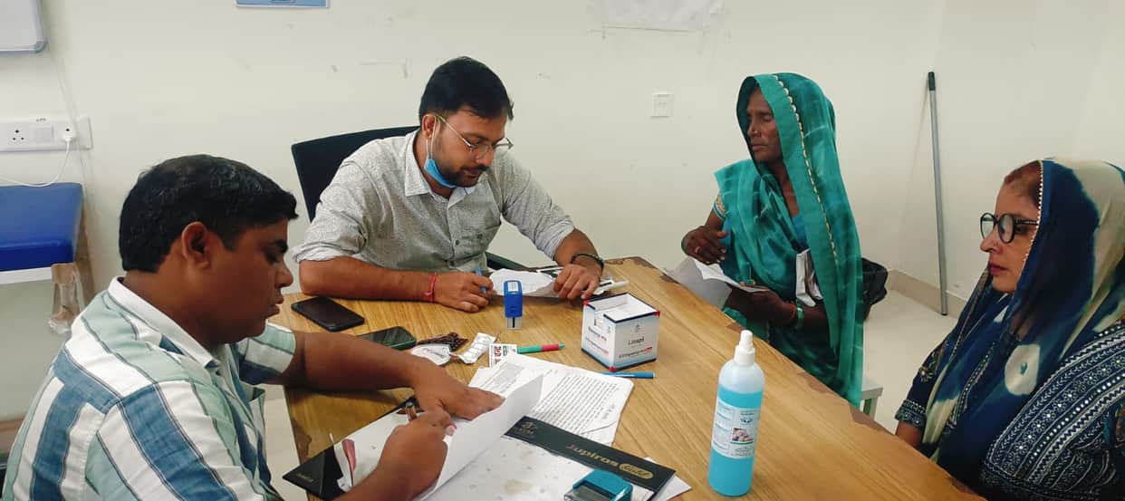Concern rises over falling platelet counts amidst viral fever; 44 patients admitted in three days.