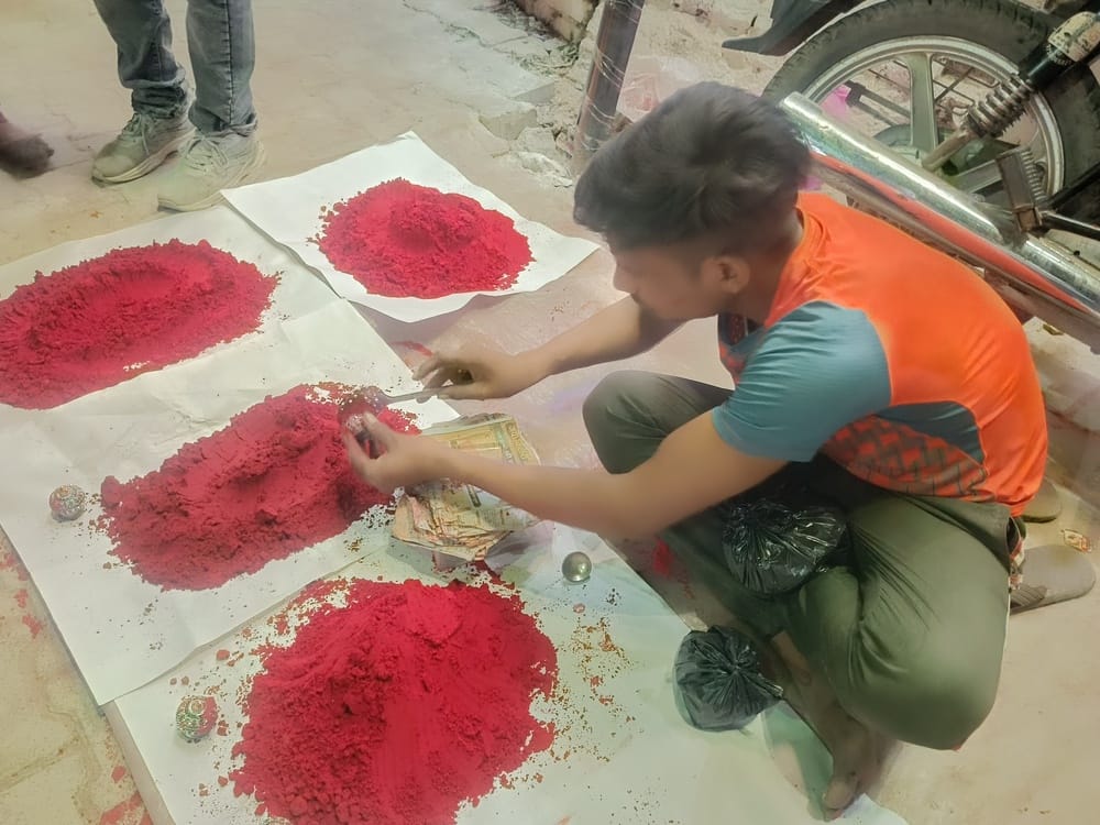 The dazzling vermilion-kumkum market lost its charm