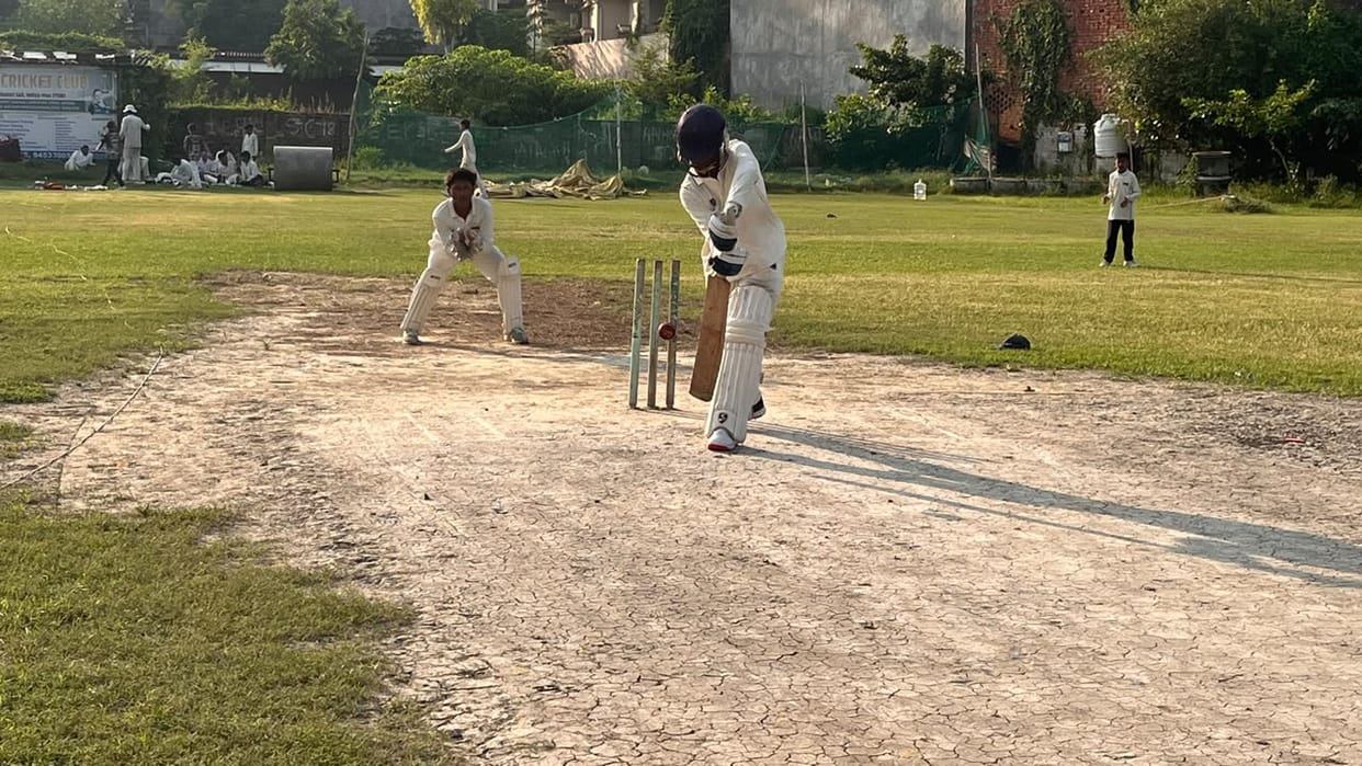 Mau beat Ballia by 219 runs