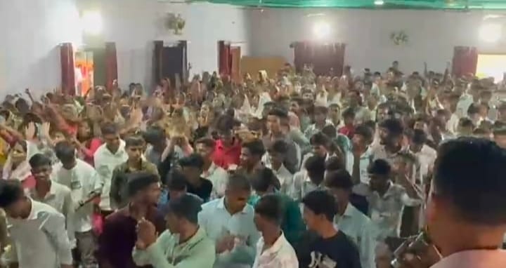 यूथ फेस्टिवल के बहाने धर्मांतरण के प्रयास का आरोप