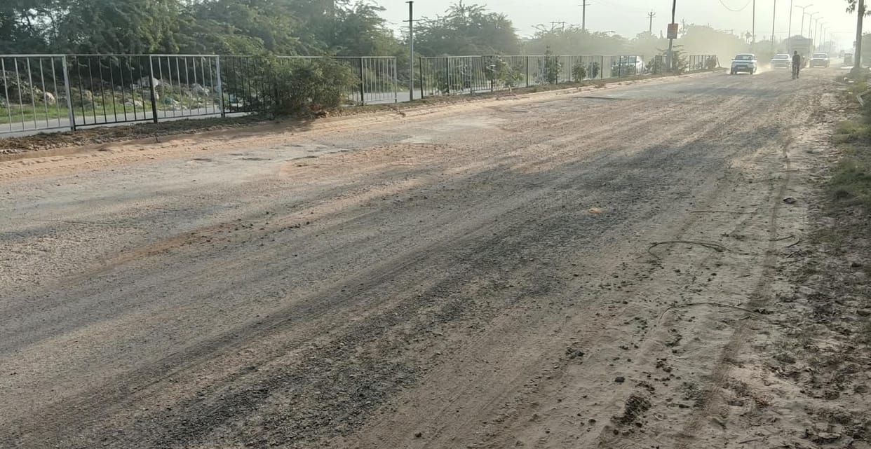 The highway from the bypass to Khardi Mod will be in excellent condition.