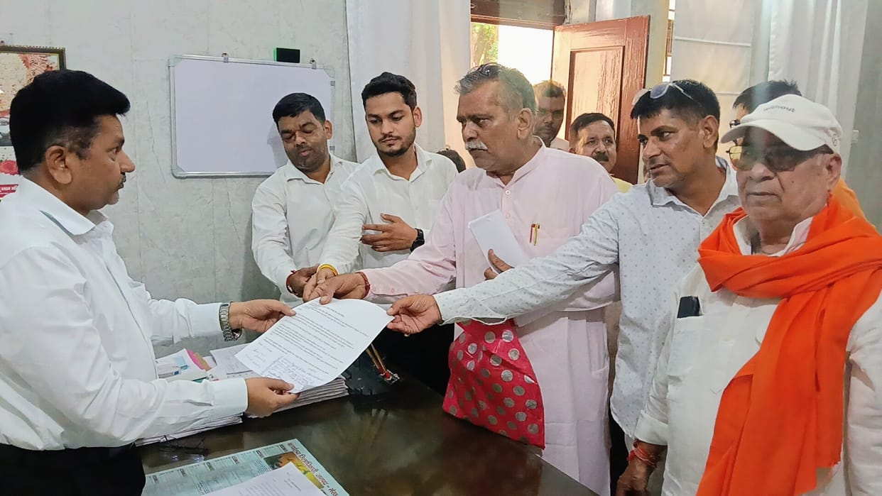 Memorandum sent to the Chief Minister demanding security for Vikas Tyagi and his family.