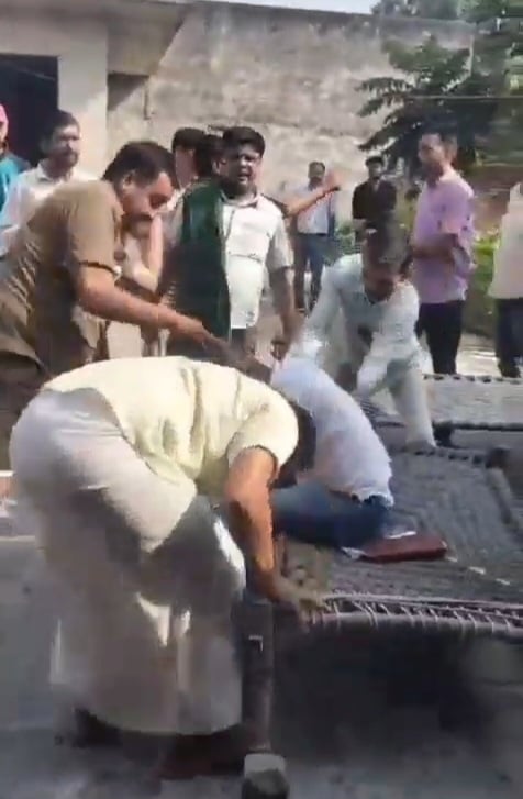 Four days later, the video of the assault on the electricity team went viral.