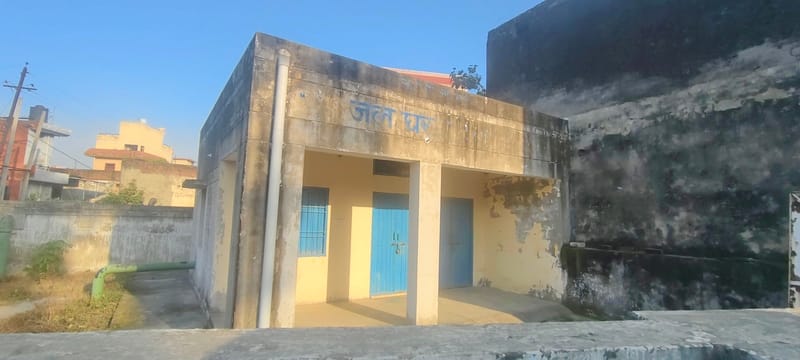 Two tubewells shut down; drinking water crisis faces over 300 families.