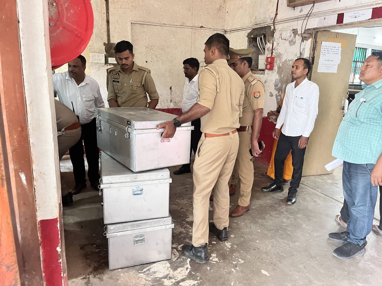 Champat Rai, Anil Mishra, and Gopal Rao made witnesses