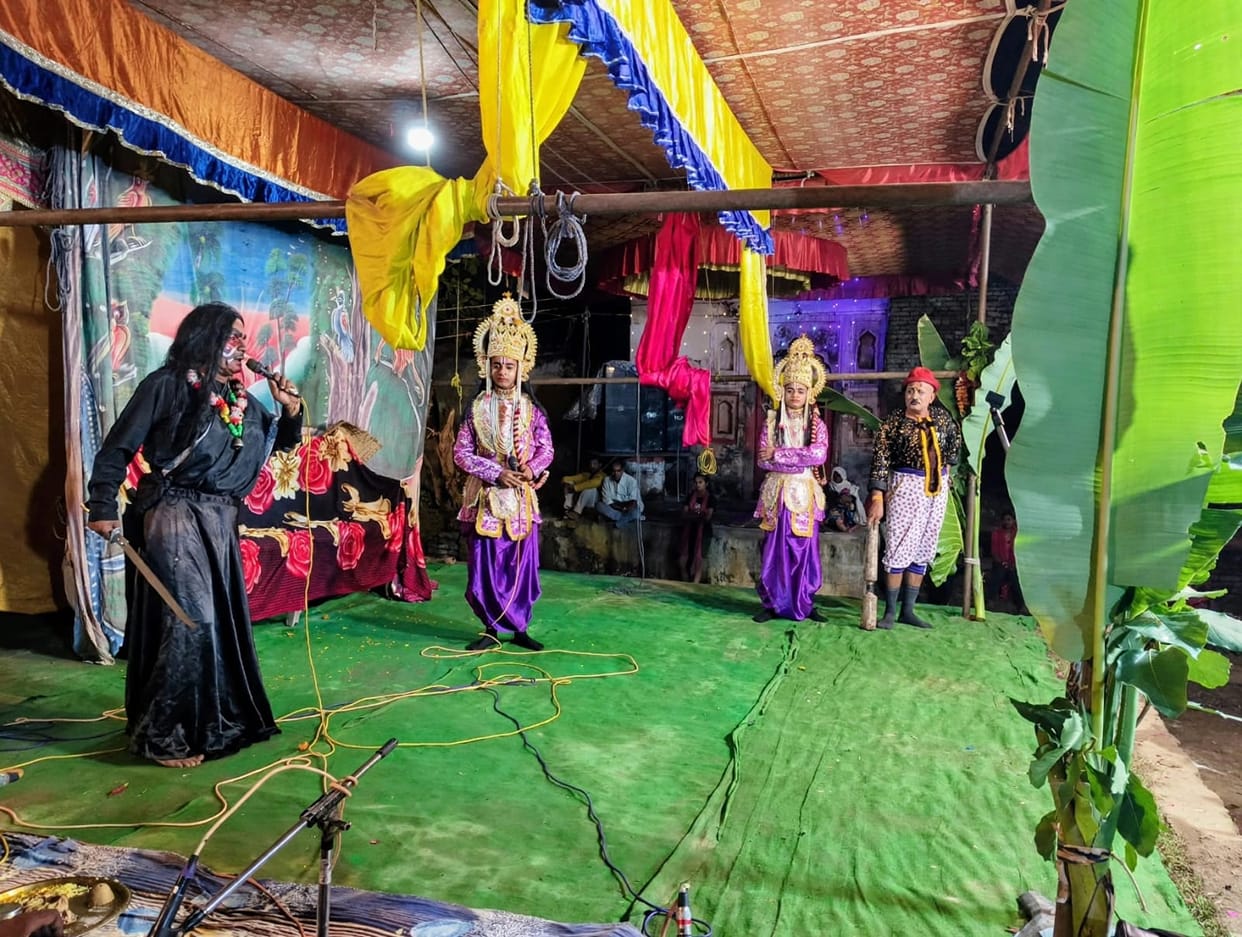 The departure of Rama and Lakshmana with Vishvamitra