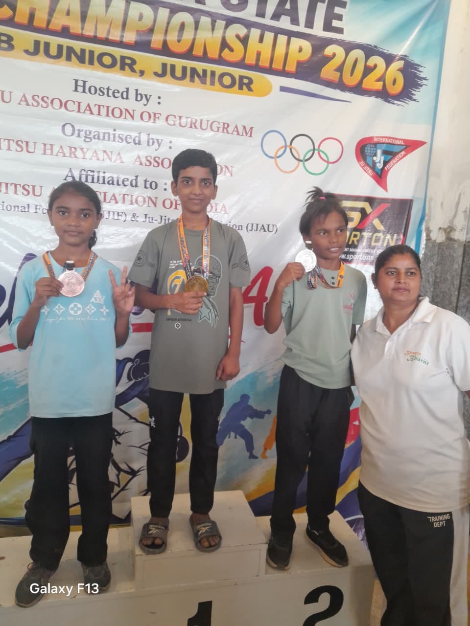 Harshita won the gold medal in Judo-Jitsu