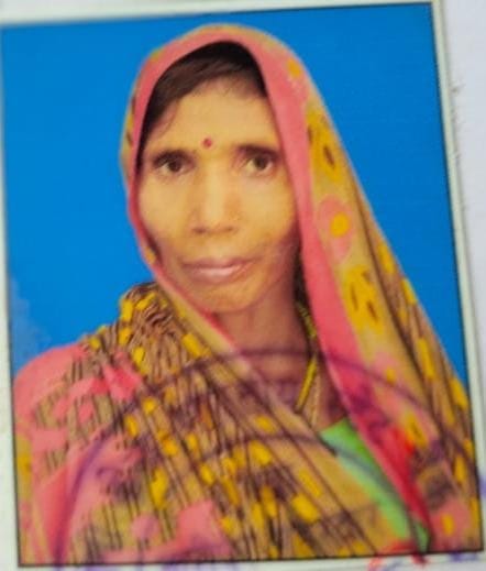 Woman falls; dies from head injury.