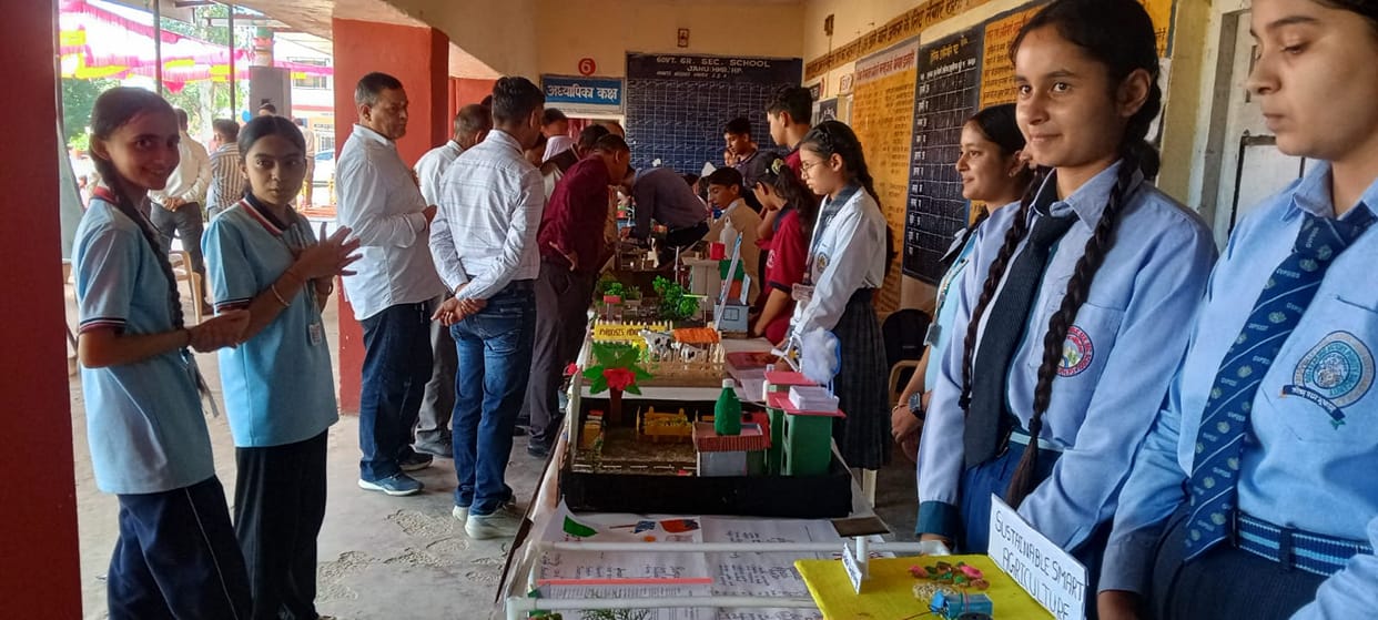 Children's Science Congress begins in Jahu; 574 participants are taking part.
