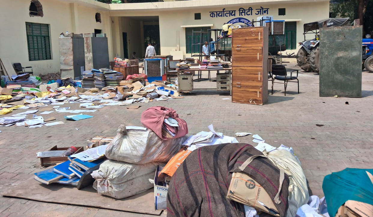 Zonal office opens with incomplete preparations; people left confused.