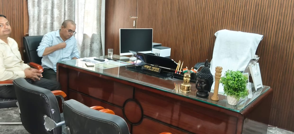 Empty chairs, absent officers... officials missing from their offices during public grievance hearings.