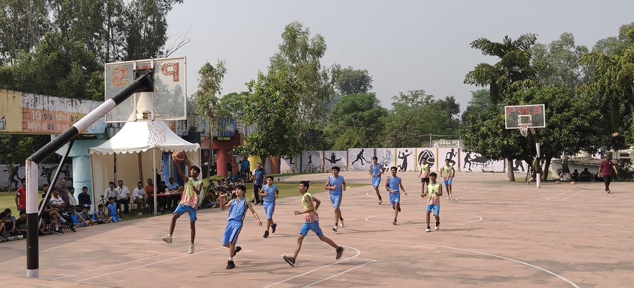 GAV Kangra defeated Chanaur in handball.