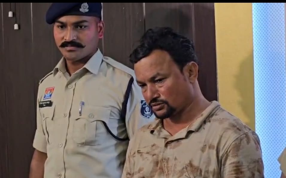 Suspected Bangladeshi national arrested in Bilaspur; major operation by the STF. He had been living in Bilaspu