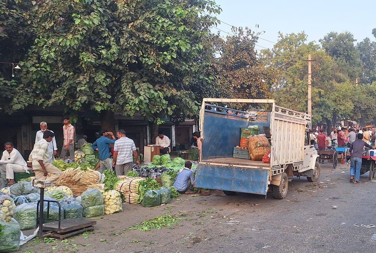 Encroachment returns to the road after enforcement action; questions raised over Municipal Council's monitoring.