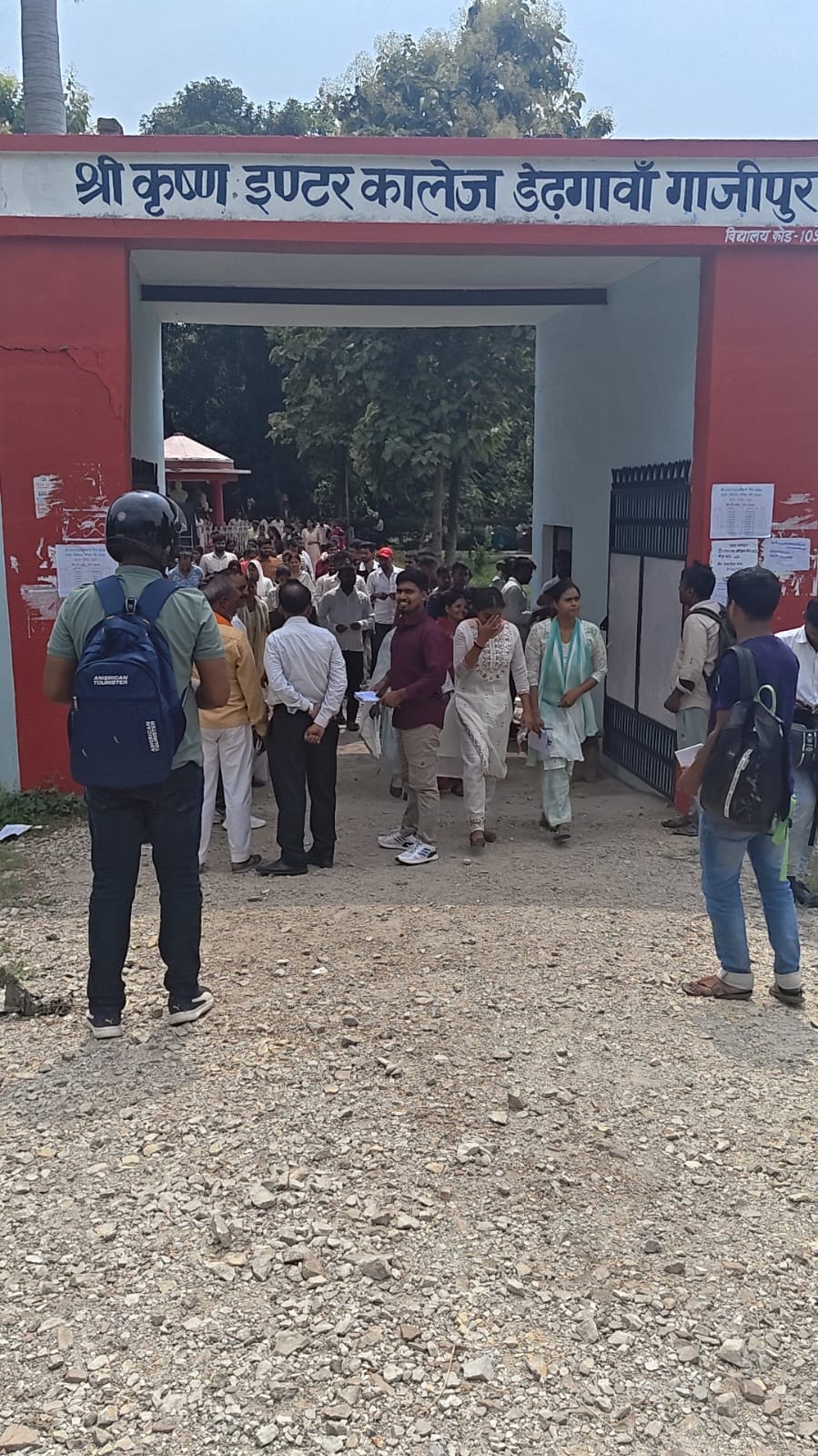5,290 trainees were absent on the final day of the DElEd examination