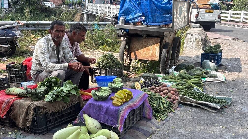 Indigenous greens reach the market from farmers' fields.