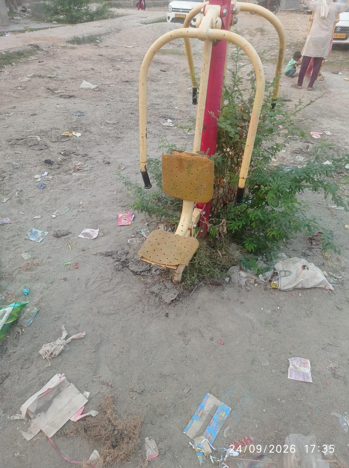Condition  of open gym at ambedkar park at  Sector 115.  मेरी आवाज सुनो।