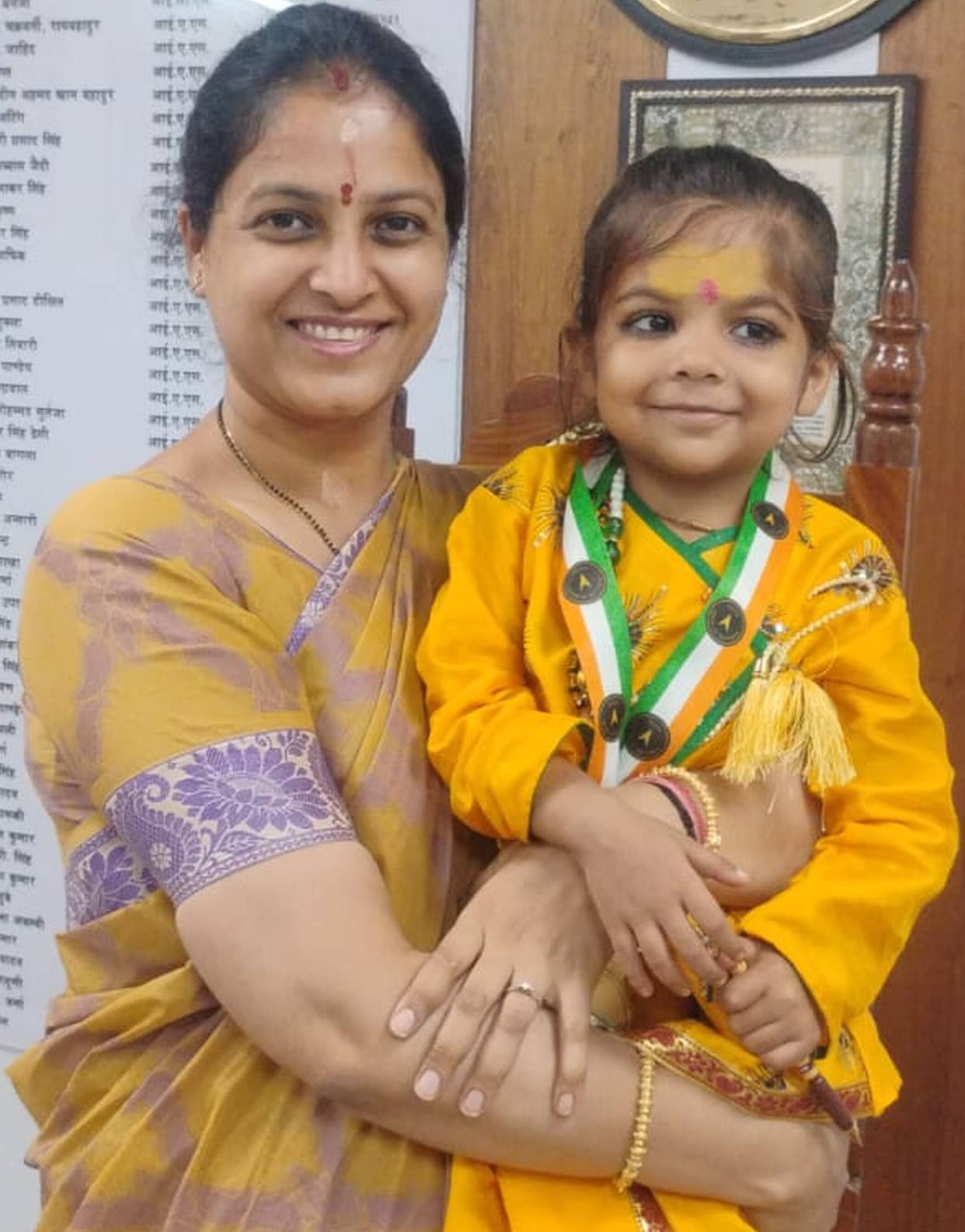 Five-year-old Arya won everyone's hearts with Sanskrit mantras.