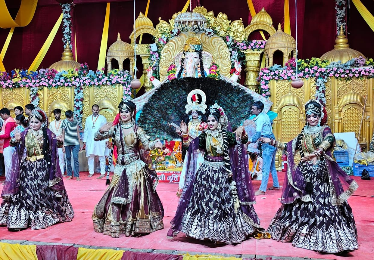 Radha-Krishna's 'Maharaas' at Bappa's court; a spectacular display of tableaux.