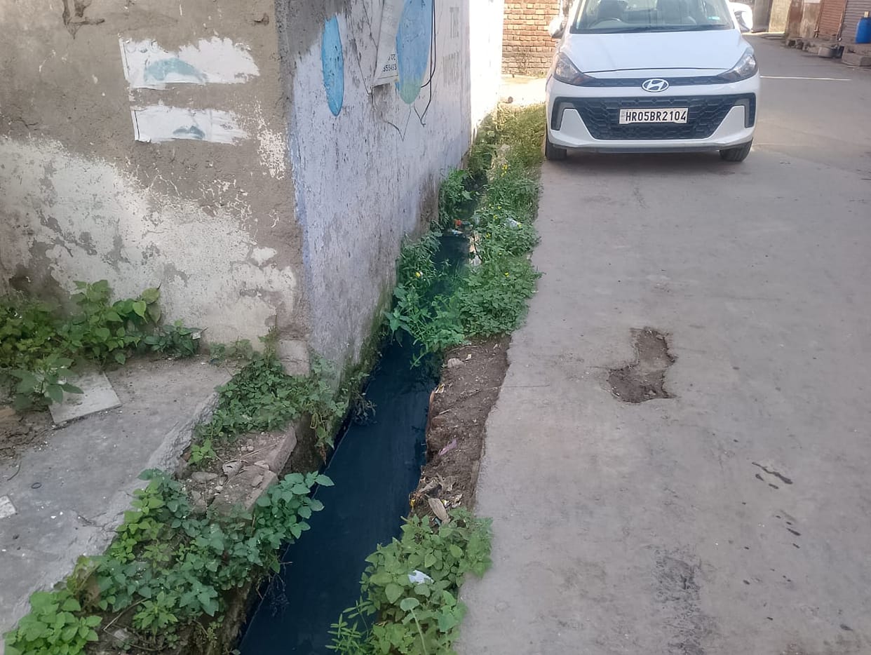 Workers forgot to install slabs after cleaning the drains.