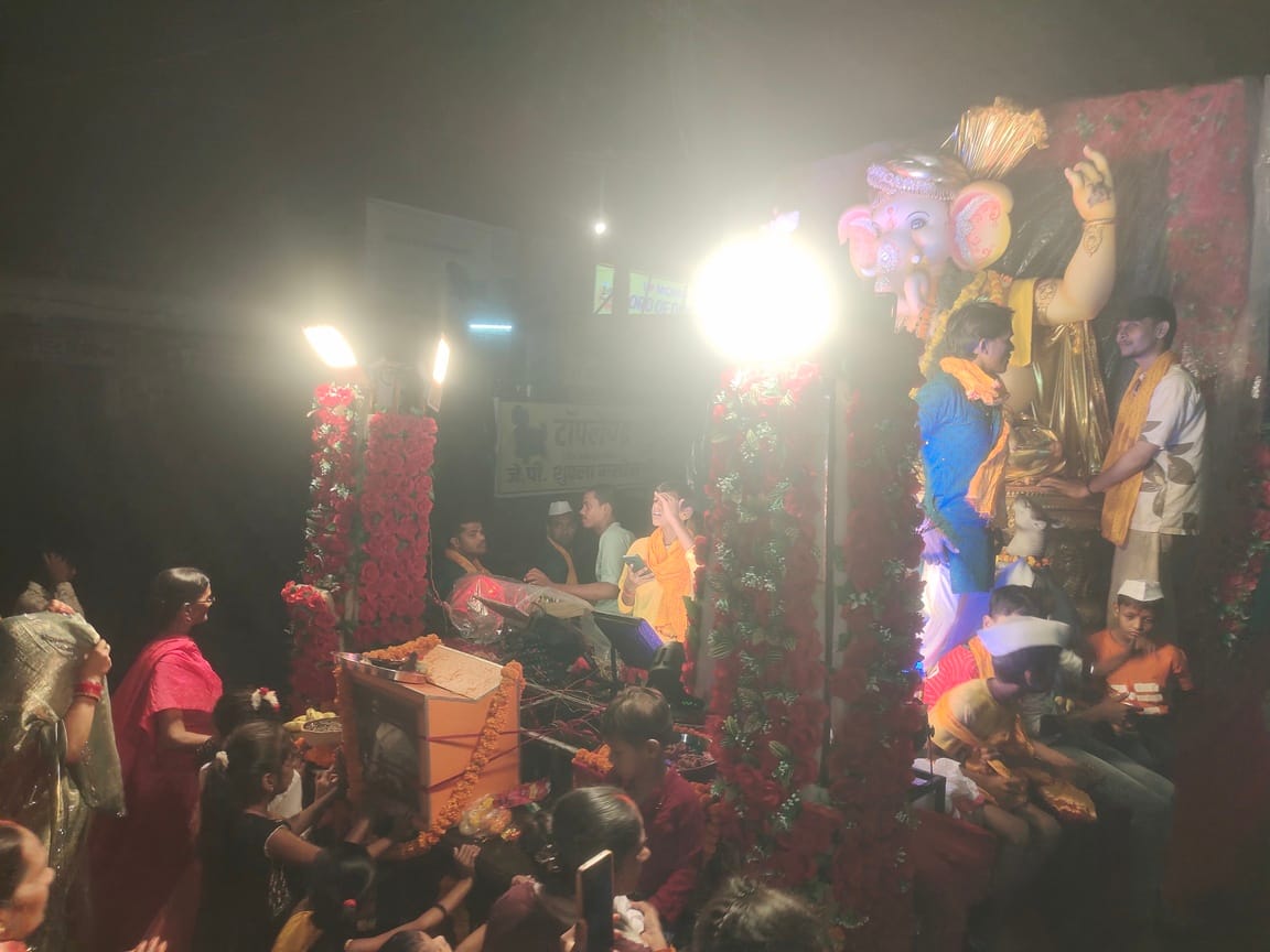 गांधीनगर में गणेश प्रतिमा जुलूस संवाद