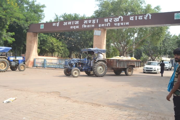 Farmers won't have to wander for biometrics; six CSCs to be set up at the mandi