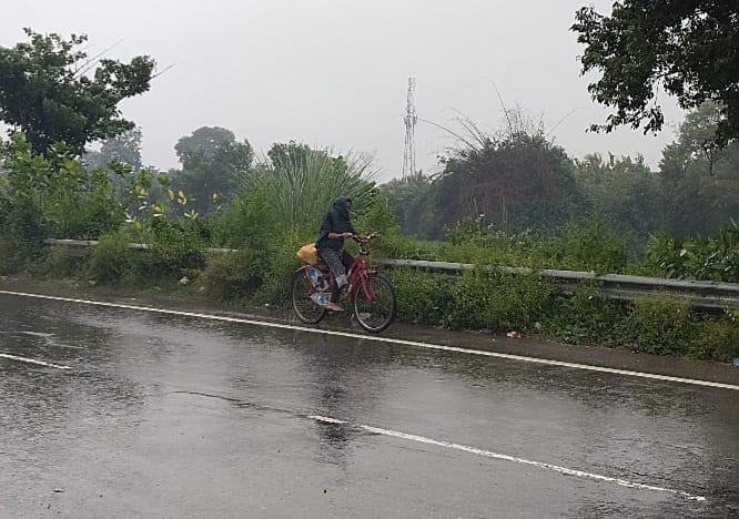 जिले में हुई बारिश के बाद मौसम हुआ सुहाना संवाद