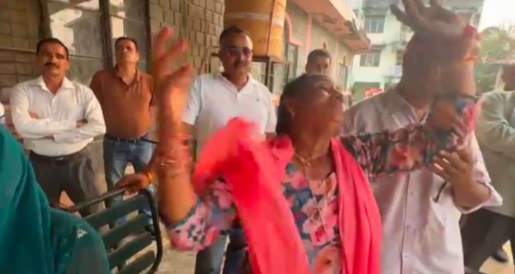 Woman dies after childbirth; family besieges hospital alleging negligence.