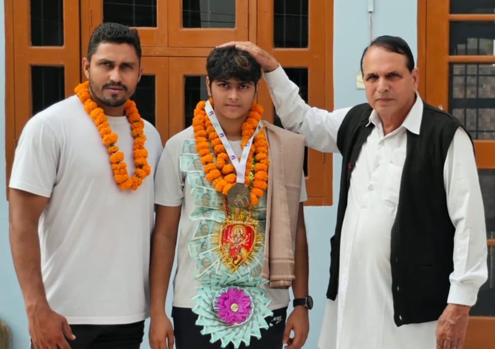 Anjali Siwach won the gold medal in shot put at the Youth National Athletics Championship