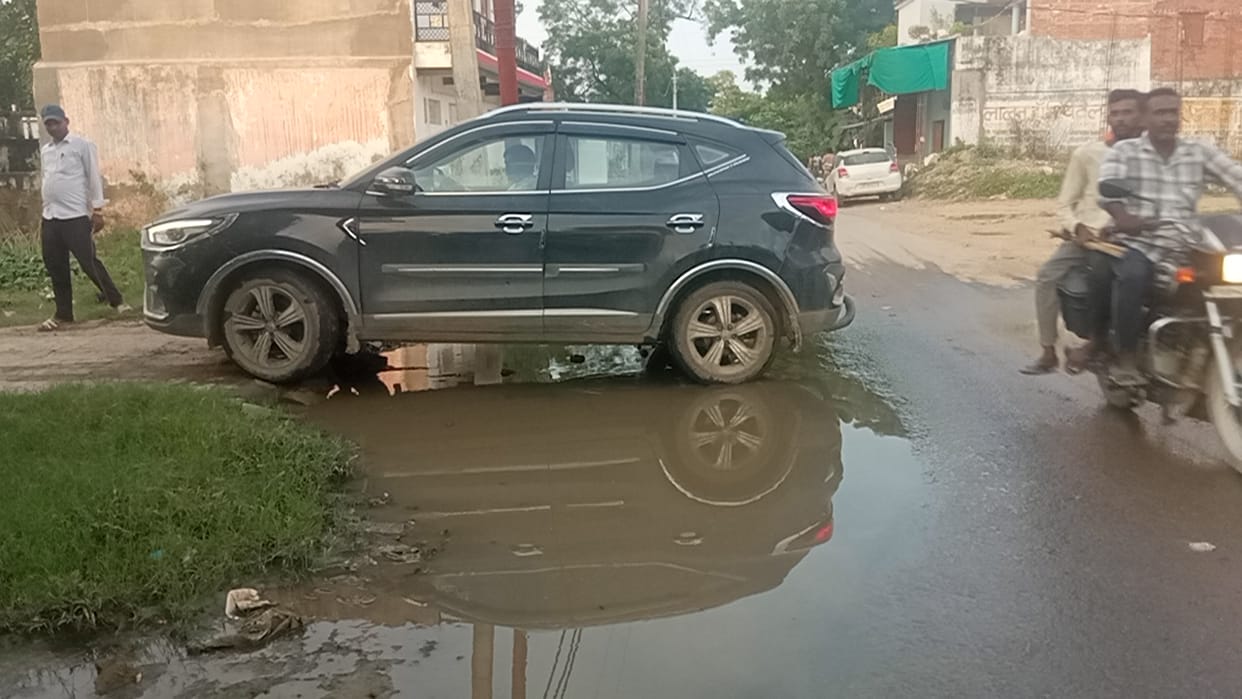 Waterlogging in front of the power house in Ghoredih