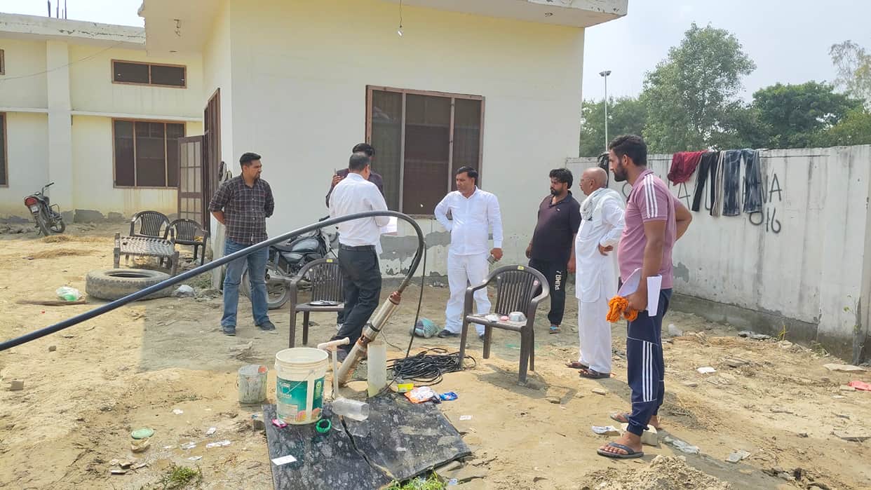 Electricity Board team investigates the installation of 17 submersible pumps in Hasanpur.