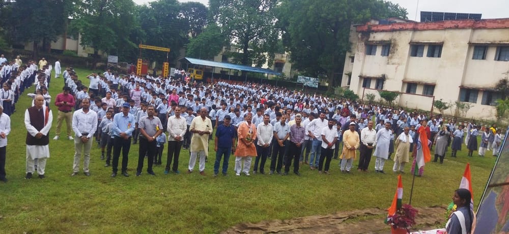 Mass rendition of 'Vande Mataram' held in Sonanchal.