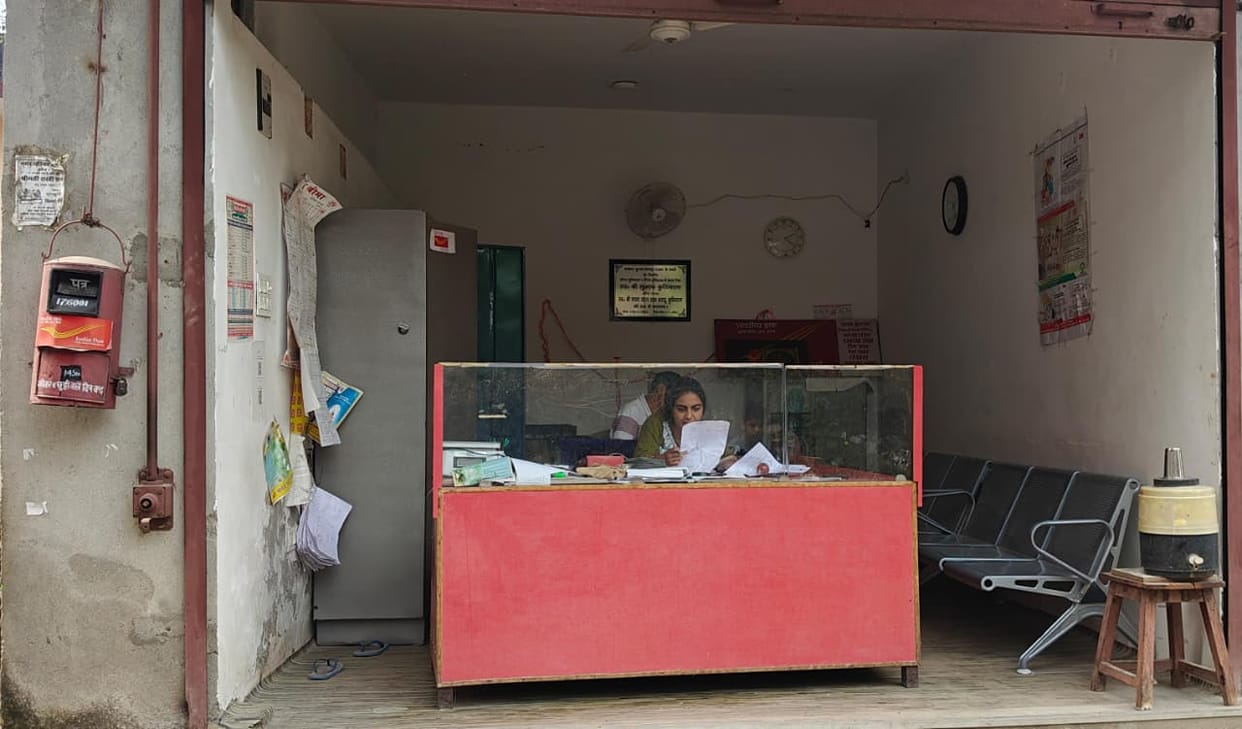 Post office in Old Kangra, opened in 1960, closed; accounts shifted to Samela.