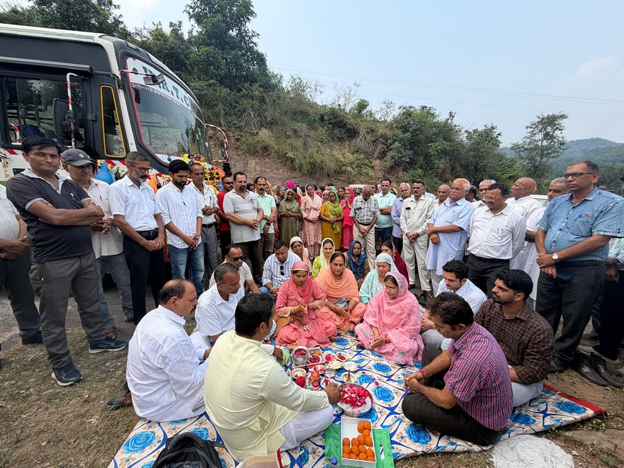 Successful bus trial conducted on the Dhangar-Dhar via Lunsu road.
