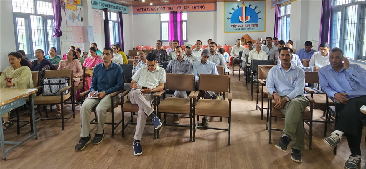 Primary school teachers trained in TLM and foundational literacy.