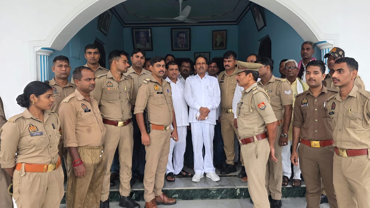 Alappur MLA placed under house arrest before leaving for Pratapgarh