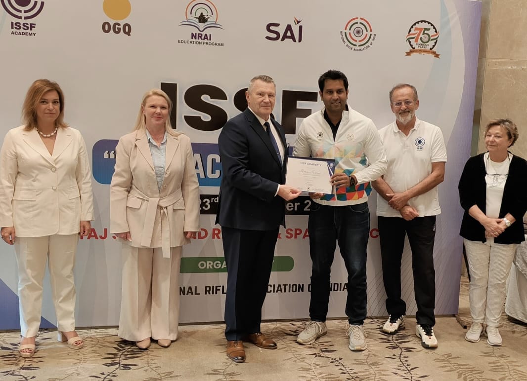 Raman Rao becomes an ISSF 'B' License coach.
