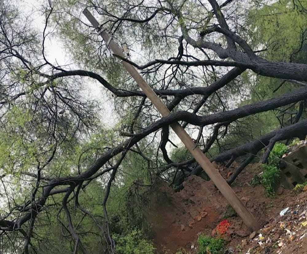 Power supply disrupted in the city and 200 villages due to storms and rain.