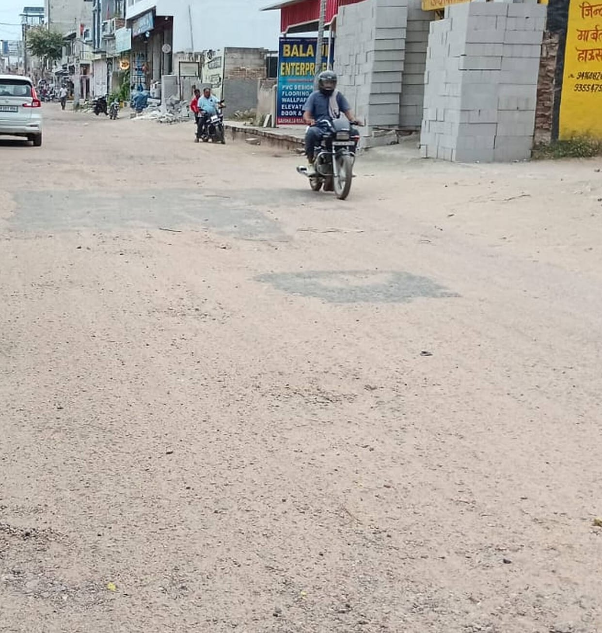 New sewerage lines will be laid in more than 20 streets of Mahendragarh.