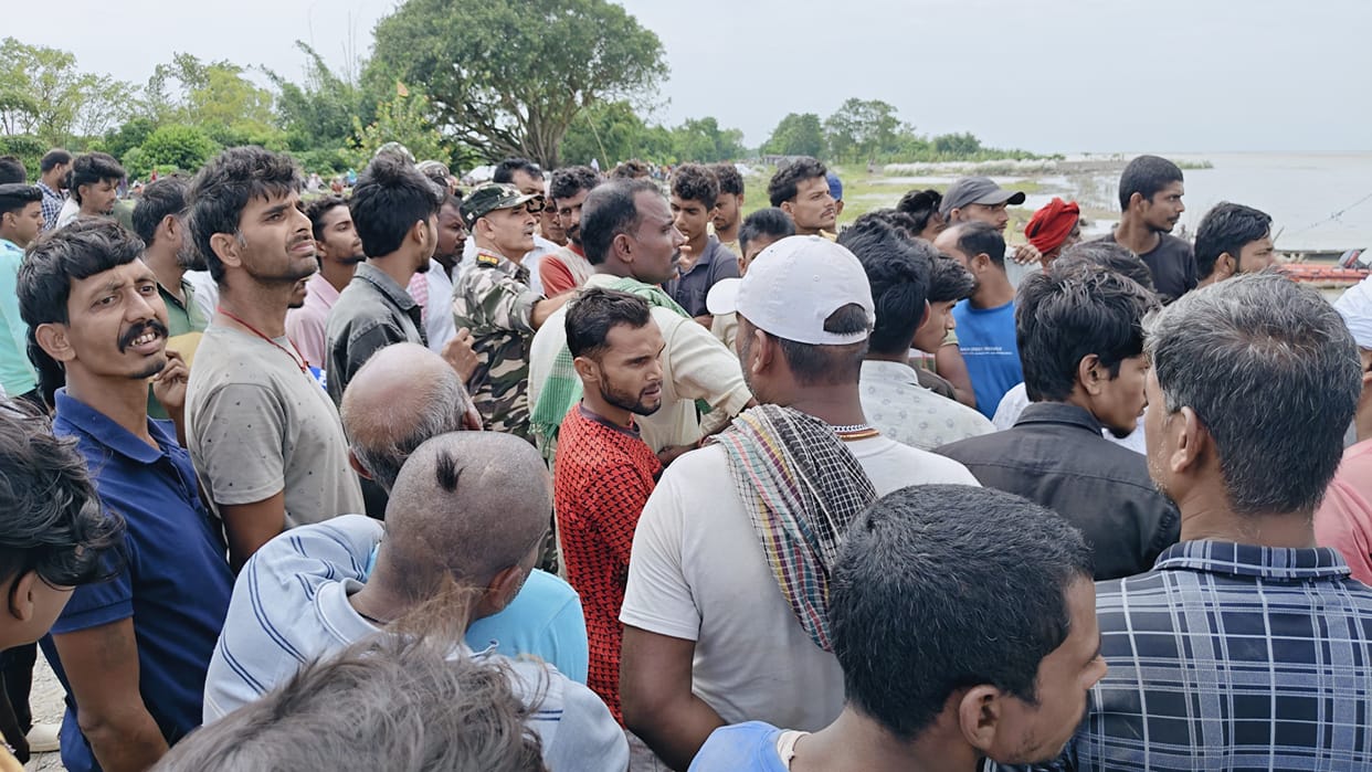 youth died in boat accident in kosi river NDRF rescue Supaul Bihar news in Hindi today