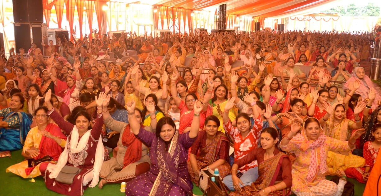 The recital of the Hanumant Charit Katha concluded amidst chants and cheers